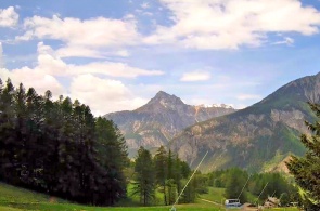 古利亚罗萨山的景色。 网络摄像头 Bardonecchia