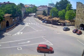 Matveyev街和Karaev在线摄像头的十字路口