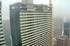 从奥比公寓欣赏城市景观。巴统在线网络摄像头