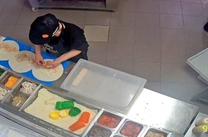 渡渡鸟披萨。 火爆店。 网络摄像头 马哈奇卡拉