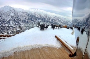 Amirsoy 滑雪胜地。塔什干在线网络摄像头